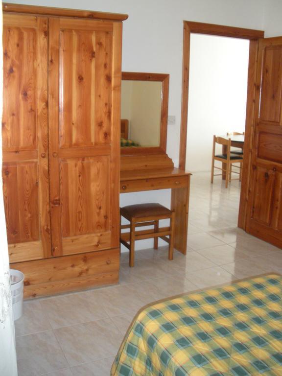 Horizon Apartments Gozo Marsalforn Habitación foto