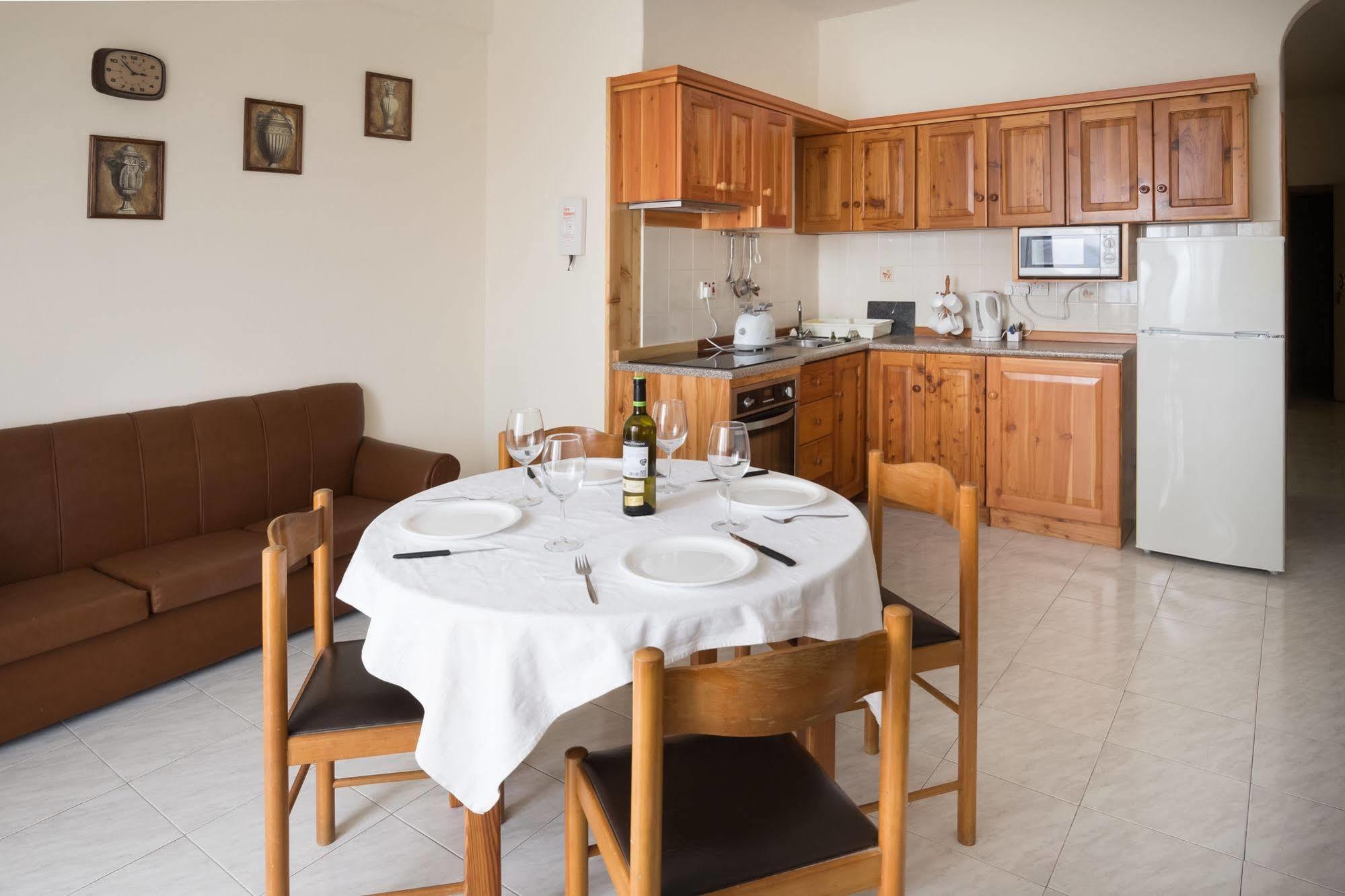 Horizon Apartments Gozo Marsalforn Exterior foto